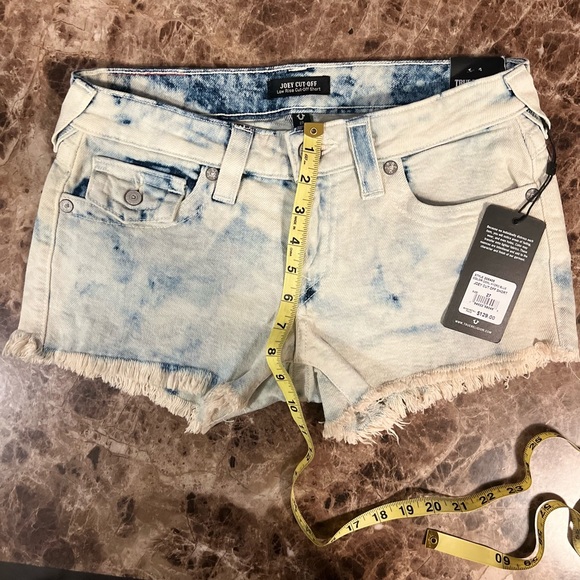 New True Religion Joey Cut Off Denim Jean Short - New With Tags 2023 - Picture 9 of 13